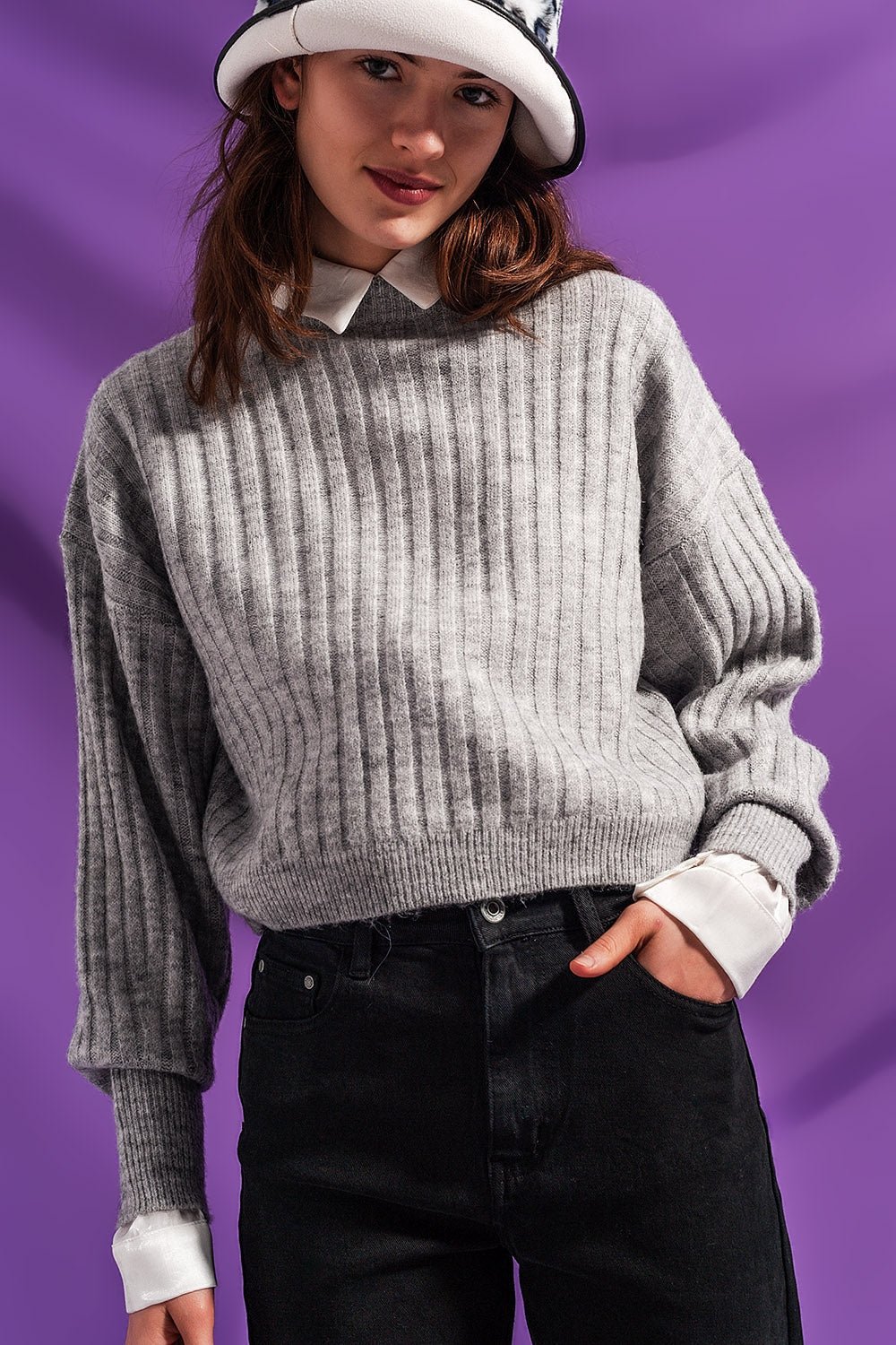 Grey Striped Knit Sweater for Everyday Style - Polendo Design